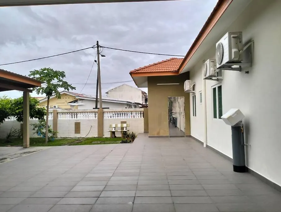Villa New Comfy Semi-D - 14Pax@5-6 Parking Malacca